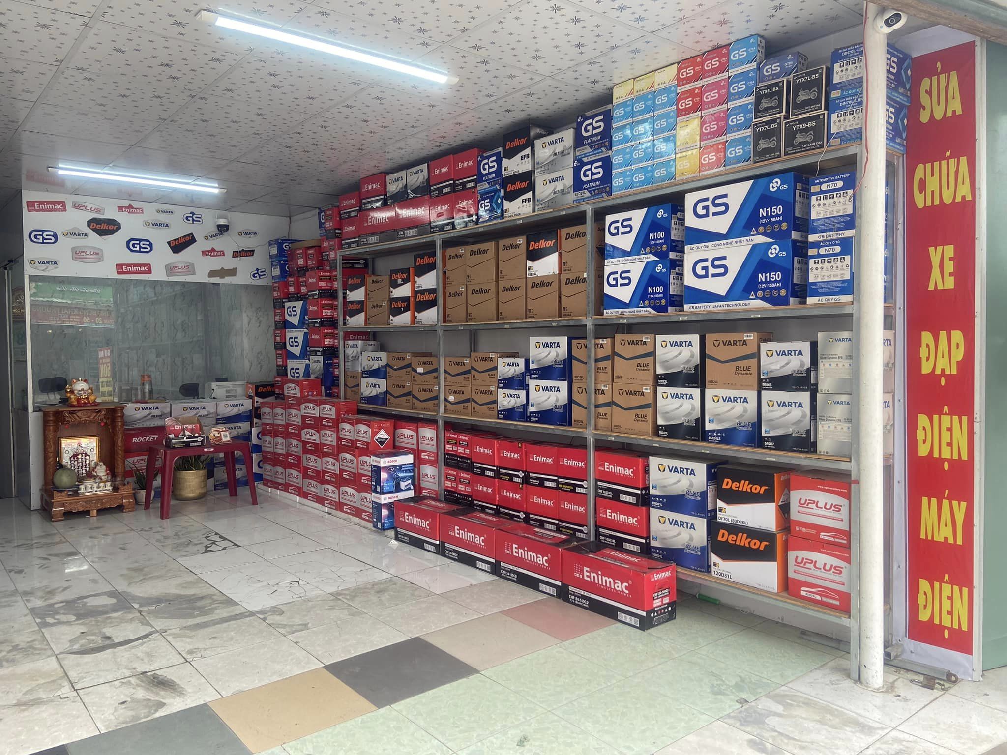 Cách Sạc Ắc Quy Đúng Cách: Hướng Dẫn Chi Tiết Thực Hiện